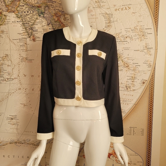 Santa Fe Jackets & Blazers - Sante Fe vintage cropped black lady jacket with white trim gold buttons fancy 6